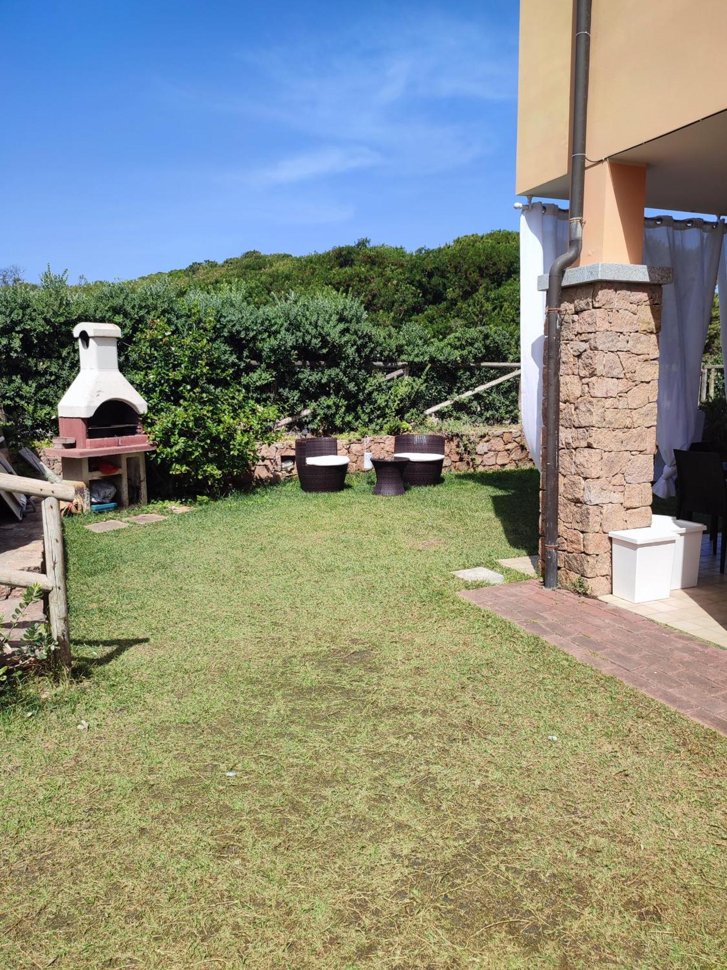 La Casa Sulle Dune Badesi Exterior photo
